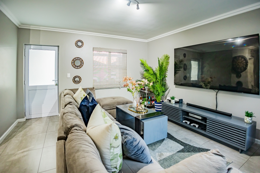 3 Bedroom Property for Sale in Windsor Park Estate Western Cape